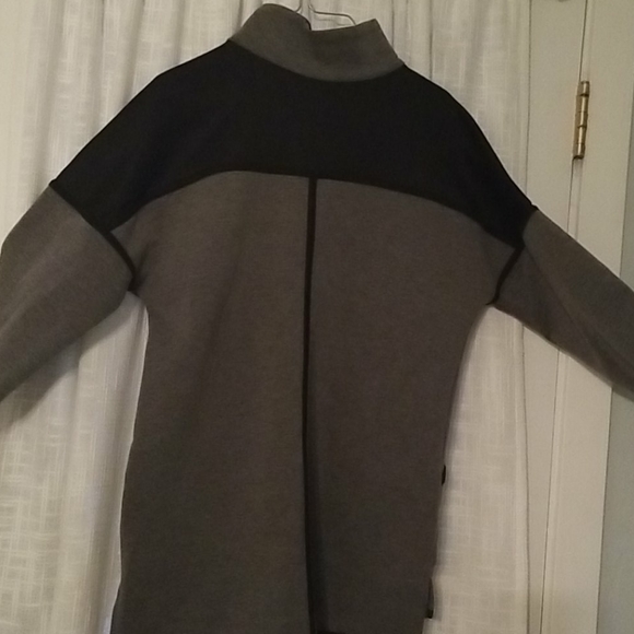 Jacket - Picture 2 of 4